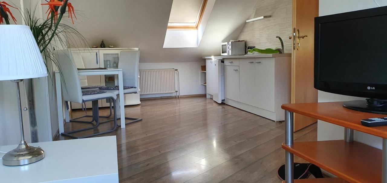 Apartma Jezerci Apartment Блед Екстериор снимка